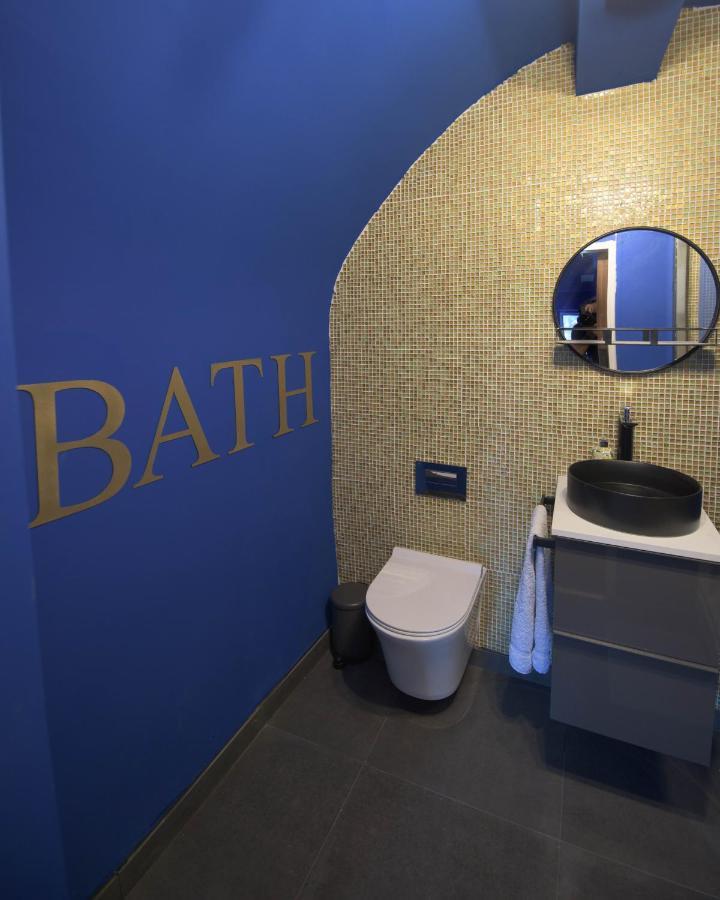 Quirky Vaulted Flat With Terrace Apartment Bath Exterior photo